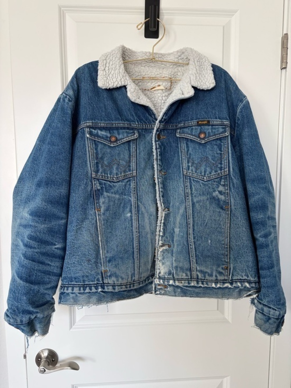 Vintage Wrangler Sherpa Lined Denim Jacket Distressed Workwear Trucker Western
